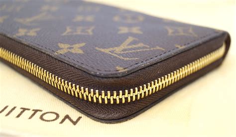 portefeuille zippé louis vuitton|Zippy Wallet Monogram Canvas .